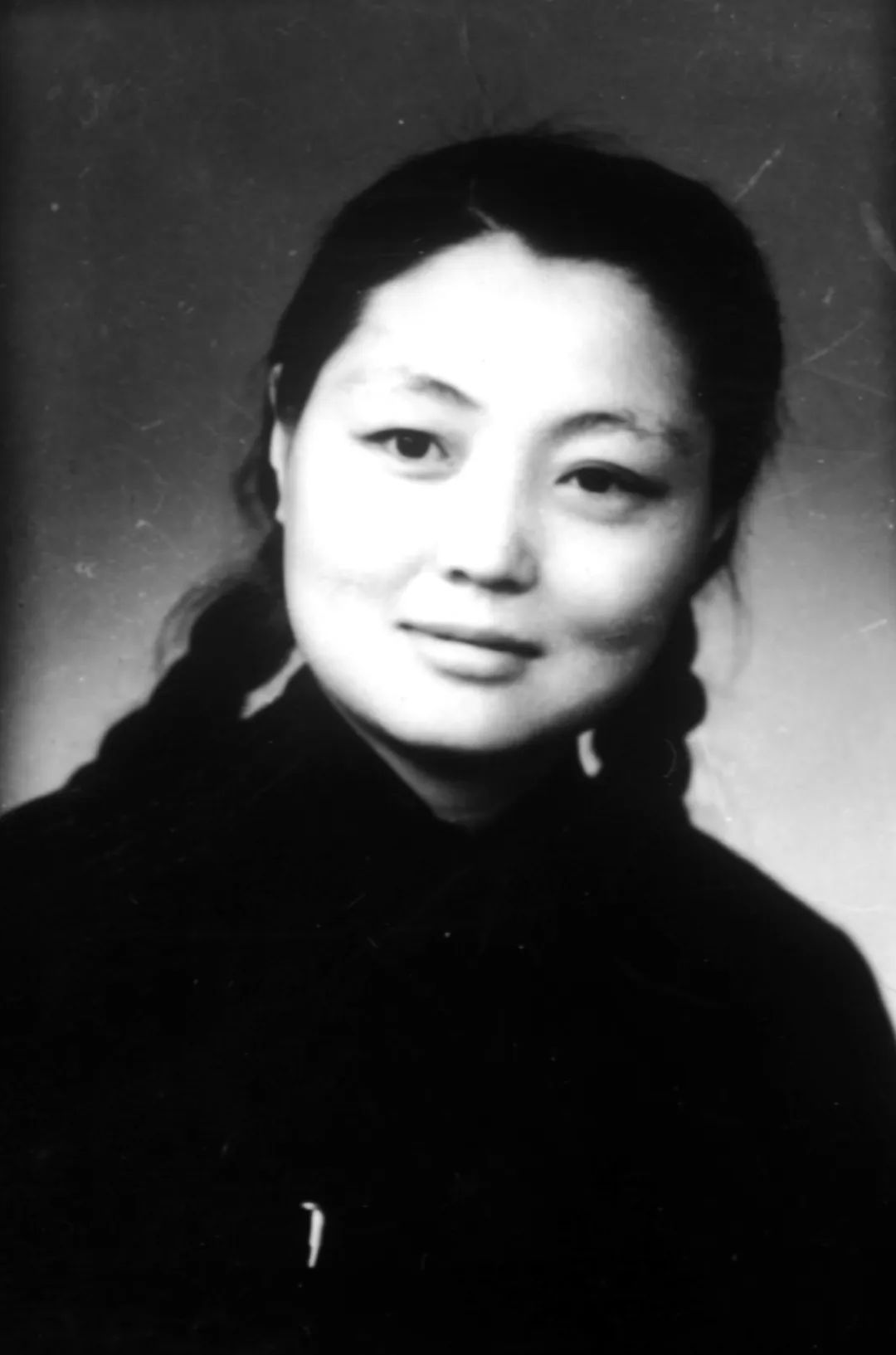 年轻时的马金凤