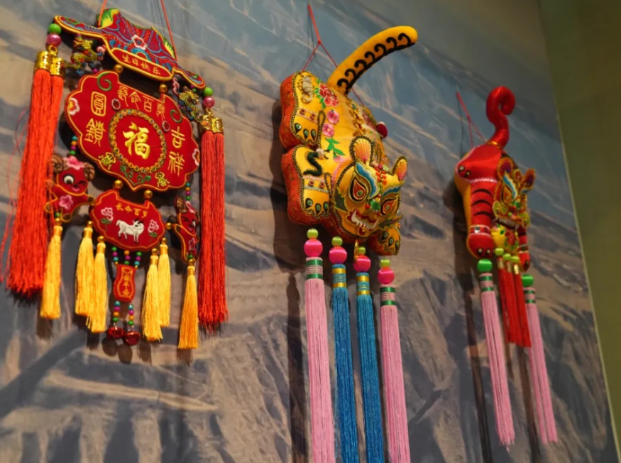 “中国非物质文化遗产传承人研修培训计划十年成果展”在京举办 第 4 张