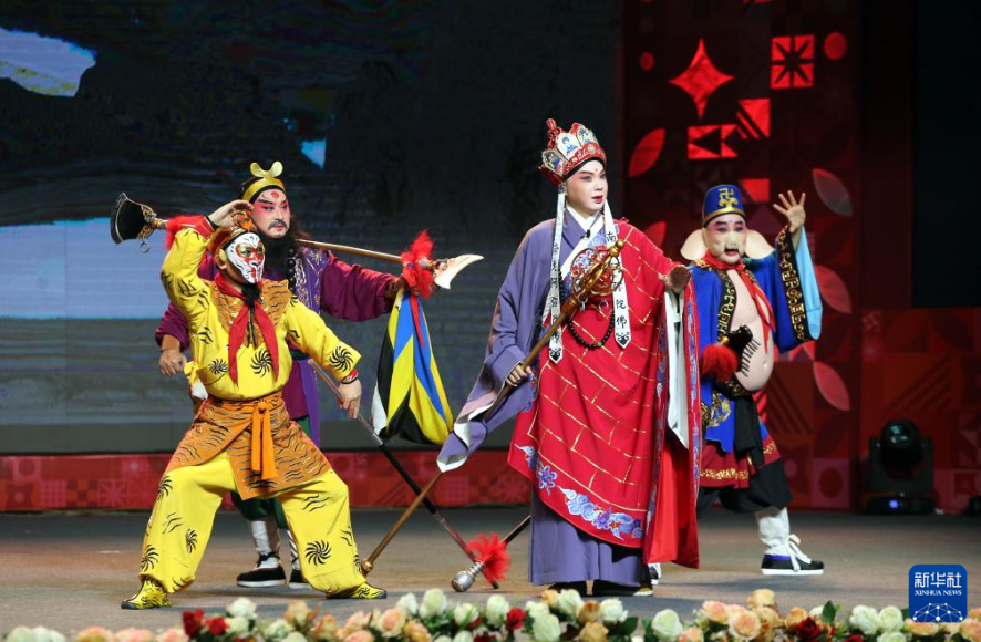 2025“欢乐春节”婺剧专场演出在孟加拉国举行 第 1 张