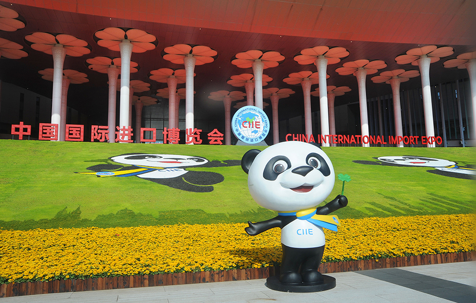 让开放的春风温暖世界