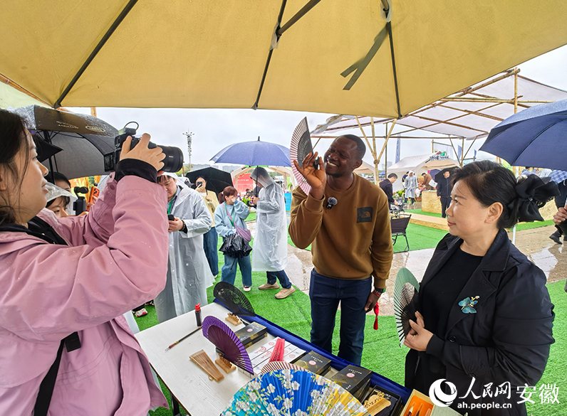 第十二届文房四宝文化旅游节在宣城开幕 第 2 张 第十二届文房四宝文化旅游节在宣城开幕 第 2 张