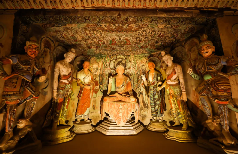 “如是莫高——敦煌艺术大展”暨“莫高精神——红色主题展”在京启幕 第 5 张