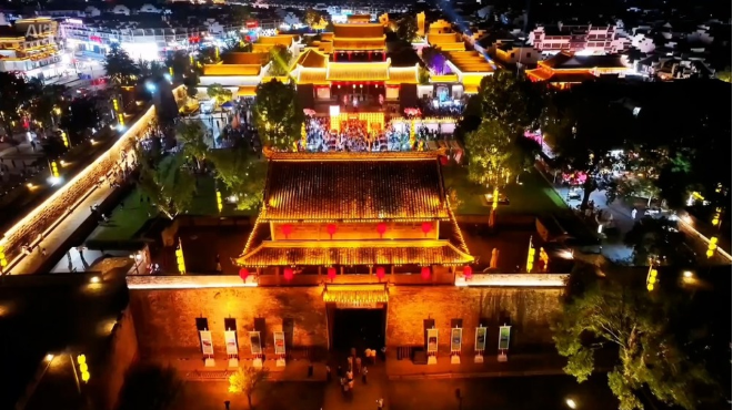 当舞鱼灯等民俗遇上现代光影技术,在国风市集里感受徽州 当舞鱼灯等民俗遇上现代光影技术,在国风市集里感受徽州