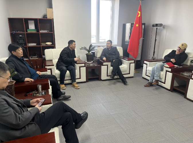 邯郸市驻京招商组举办商务洽谈会，为京津冀协同发展注入新动力 第 1 张