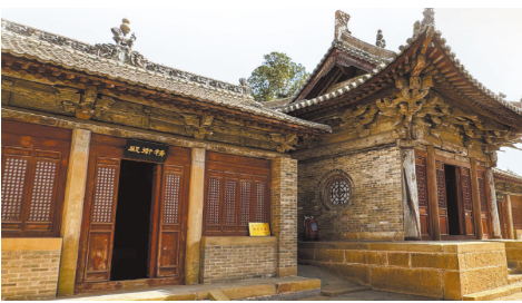 “在山西，我为什么总是仰着头？” 第 1 张