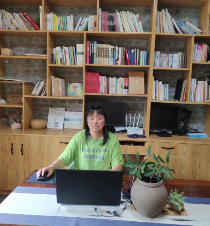 “卖水果的就不能有自己的梦想？” 走进她的“诗和远方” 第 4 张