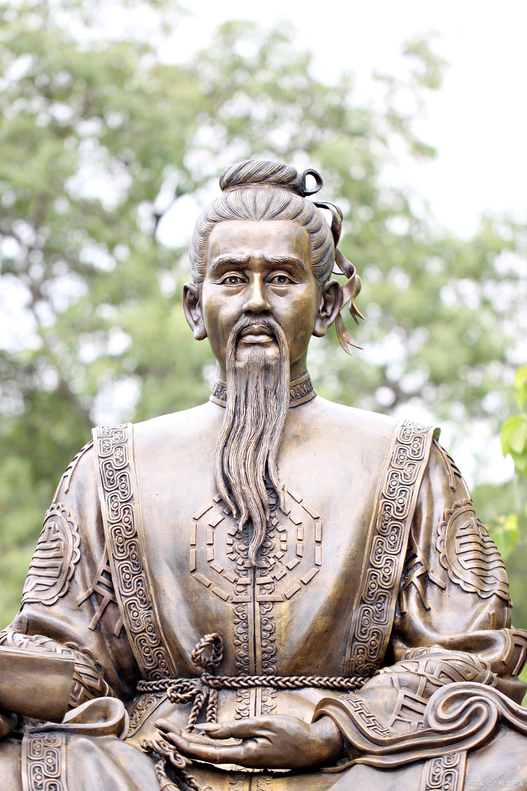 张仲景“勤求古训，博采众方”的求学之路