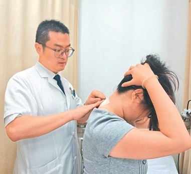 “三伏贴”开贴 趁热“拔掉”这些病根 “三伏贴”开贴 趁热“拔掉”这些病根