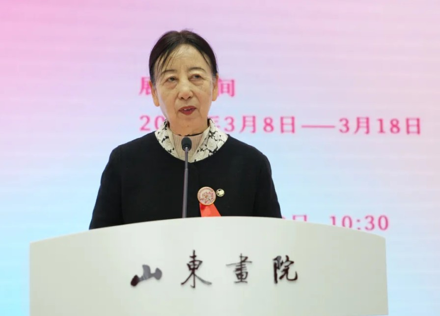 “春暖花开——全国百名女画家作品展”在山东画院开幕 第 3 张