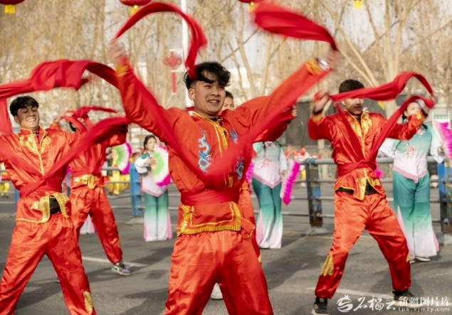 新疆文旅市场春意盎然 第 1 张