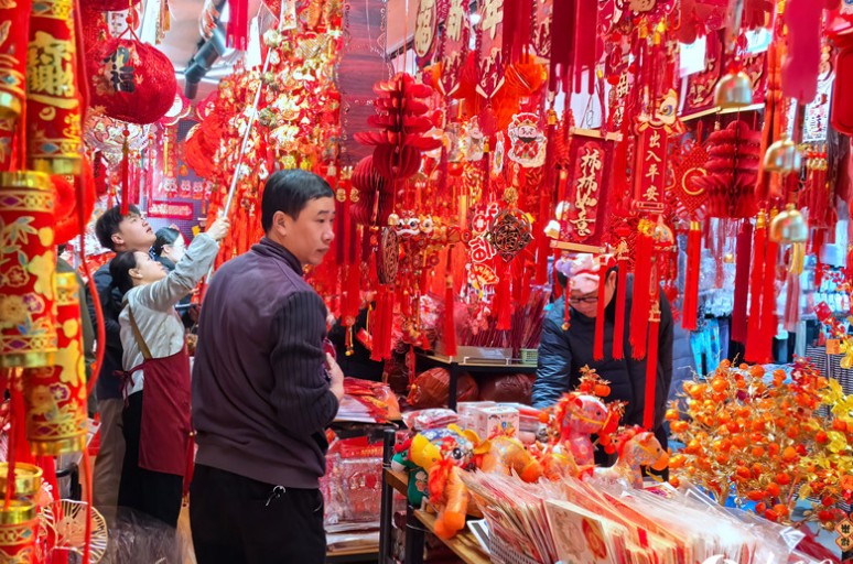 河南郑州：小商品城里年味浓 第 2 张