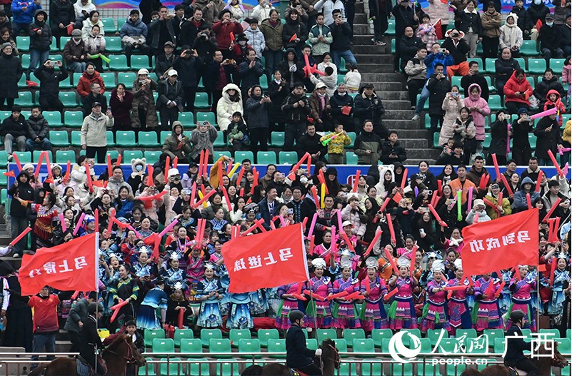 广西：一脚“踢”旺烟火气 第 2 张