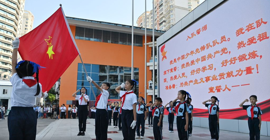 “我们是共产主义接班人”